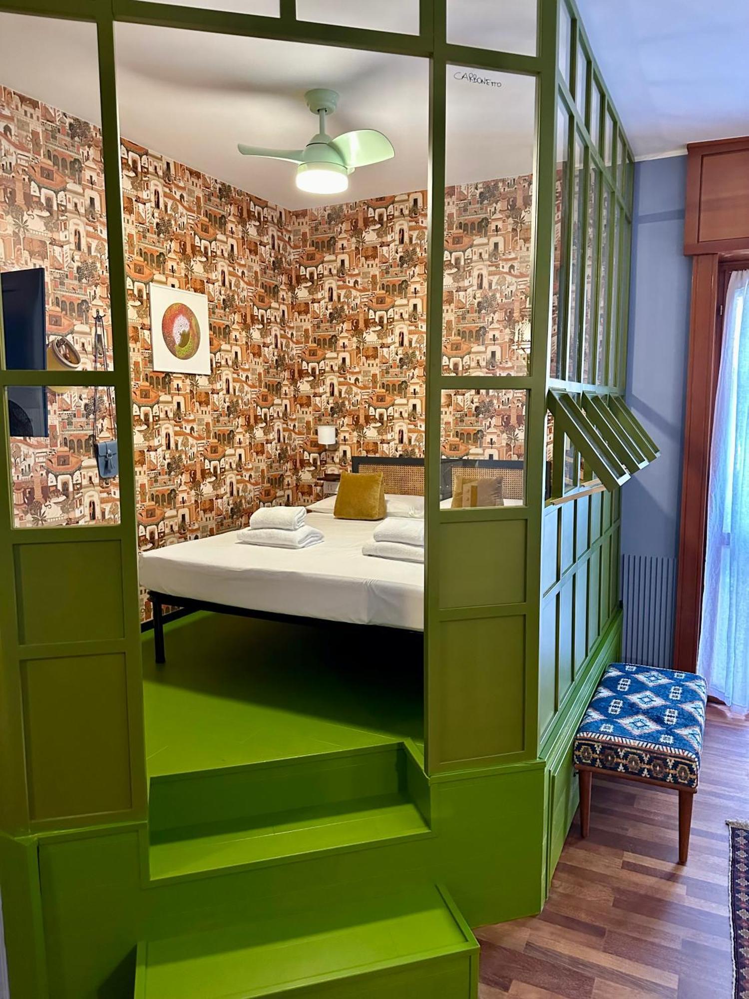 Lr Deluxe Apartments - Maison Zeno Milan Bagian luar foto